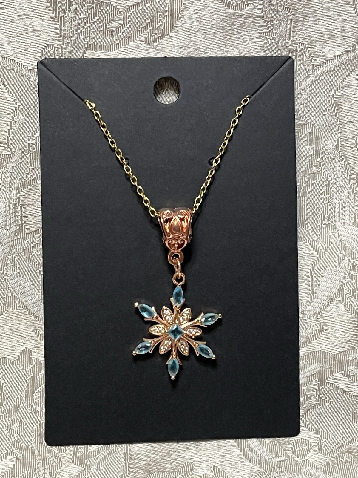Blue Crystal Gem Rose Gold Snowflake Pendant Necklace Fashion Holiday Jewelry
