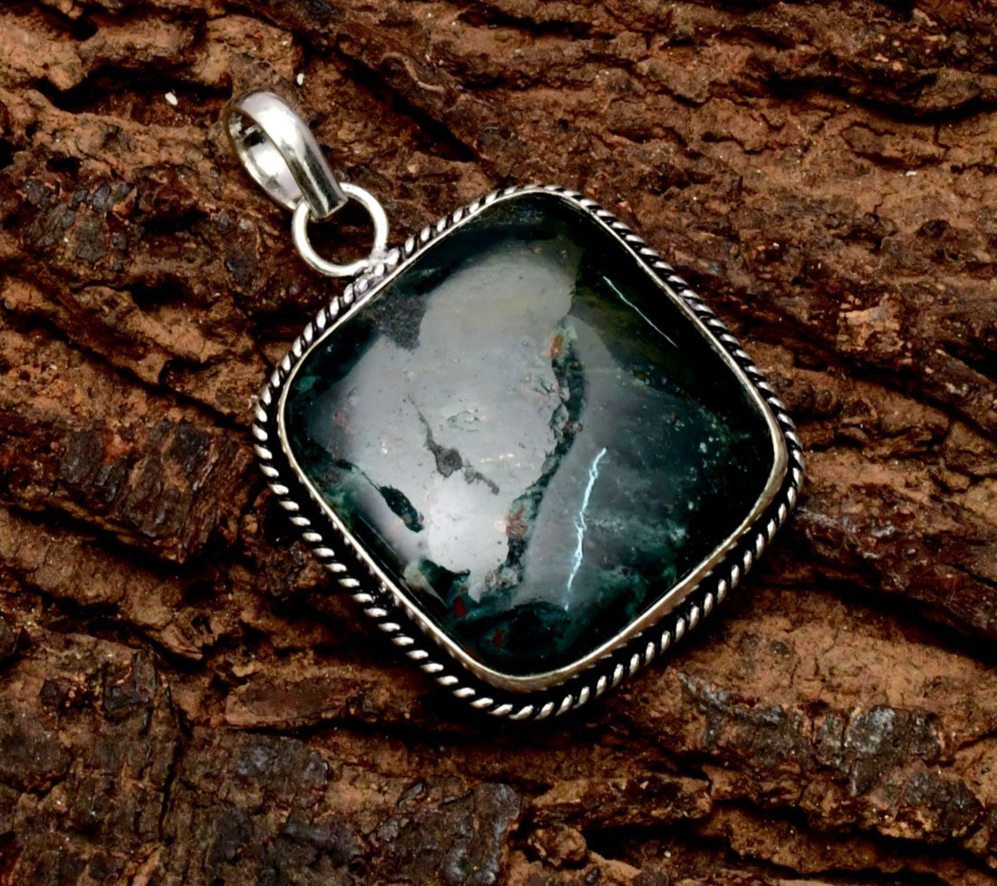 Bloodstone Gemstone 925 Sterling Silver Jewelry Pendant 1.77″