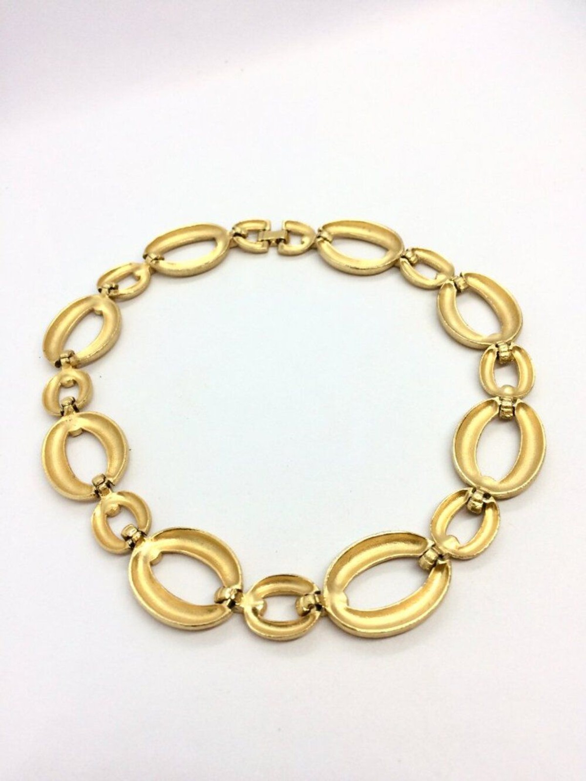 VINTAGE CHAIN NECKLACE Matte Brushed Gold Tone Rhinestone Accent Collar