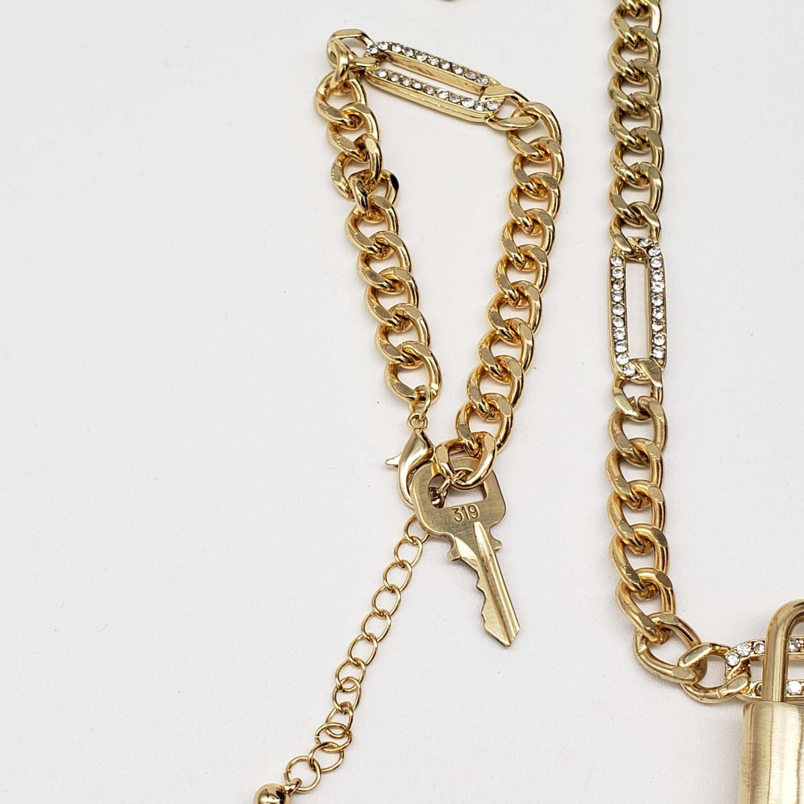 Louis Vuitton Lock & Key with Unbranded Gold Plated Chain Necklace