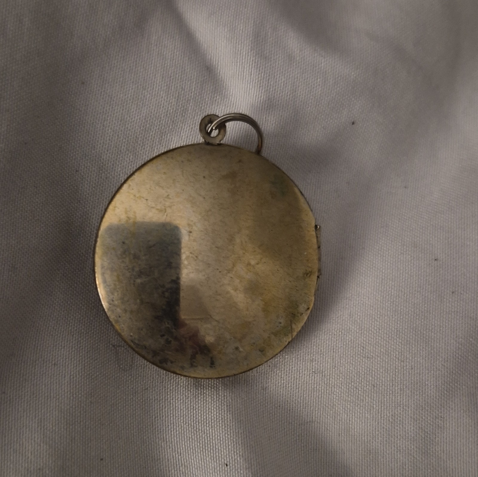 Silver Tone Round Locket Pendant Hinged Photo Holder Floral Art Nouveau