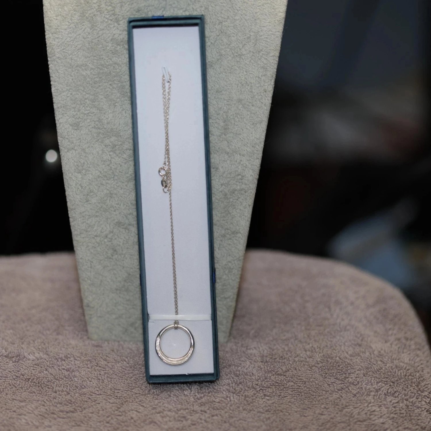 Sterling Silver Circle Pendant Necklace 925 Italy 18 Inch Chain Minimalist Boxed
