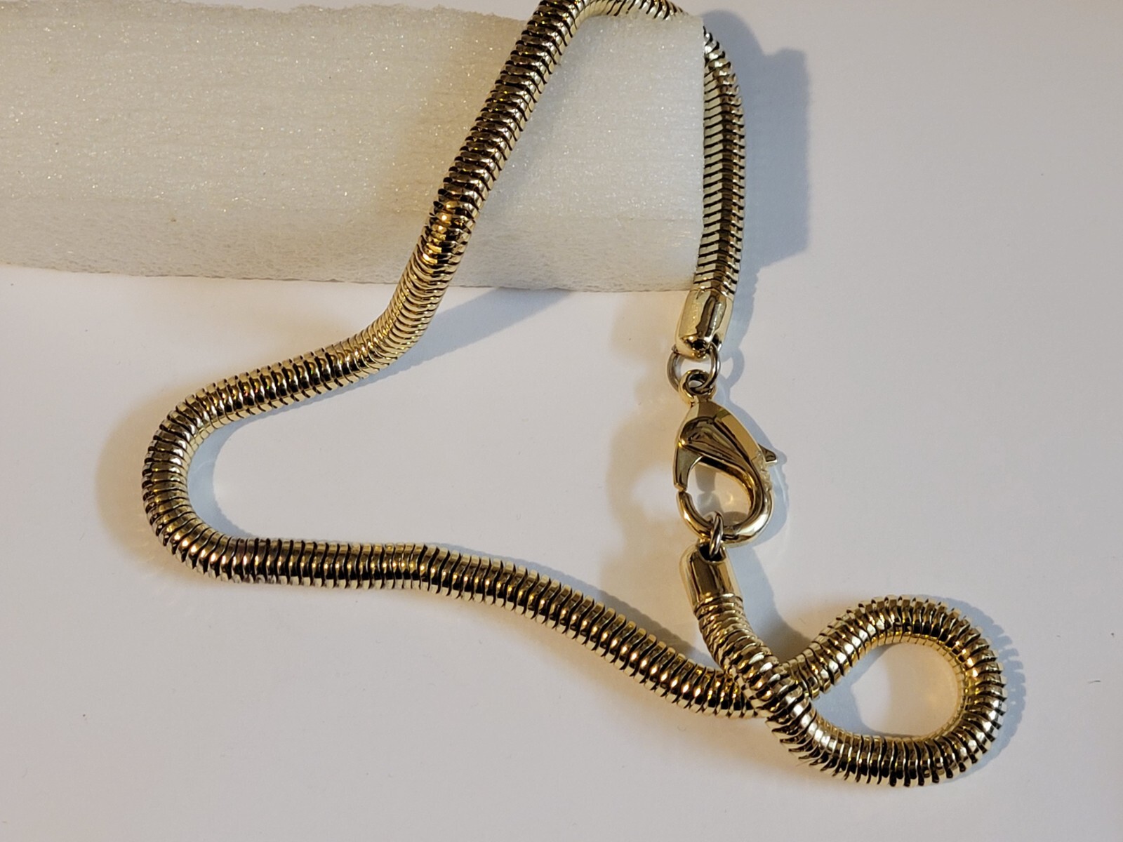 Goldtone Tube shaped Choker Necklace