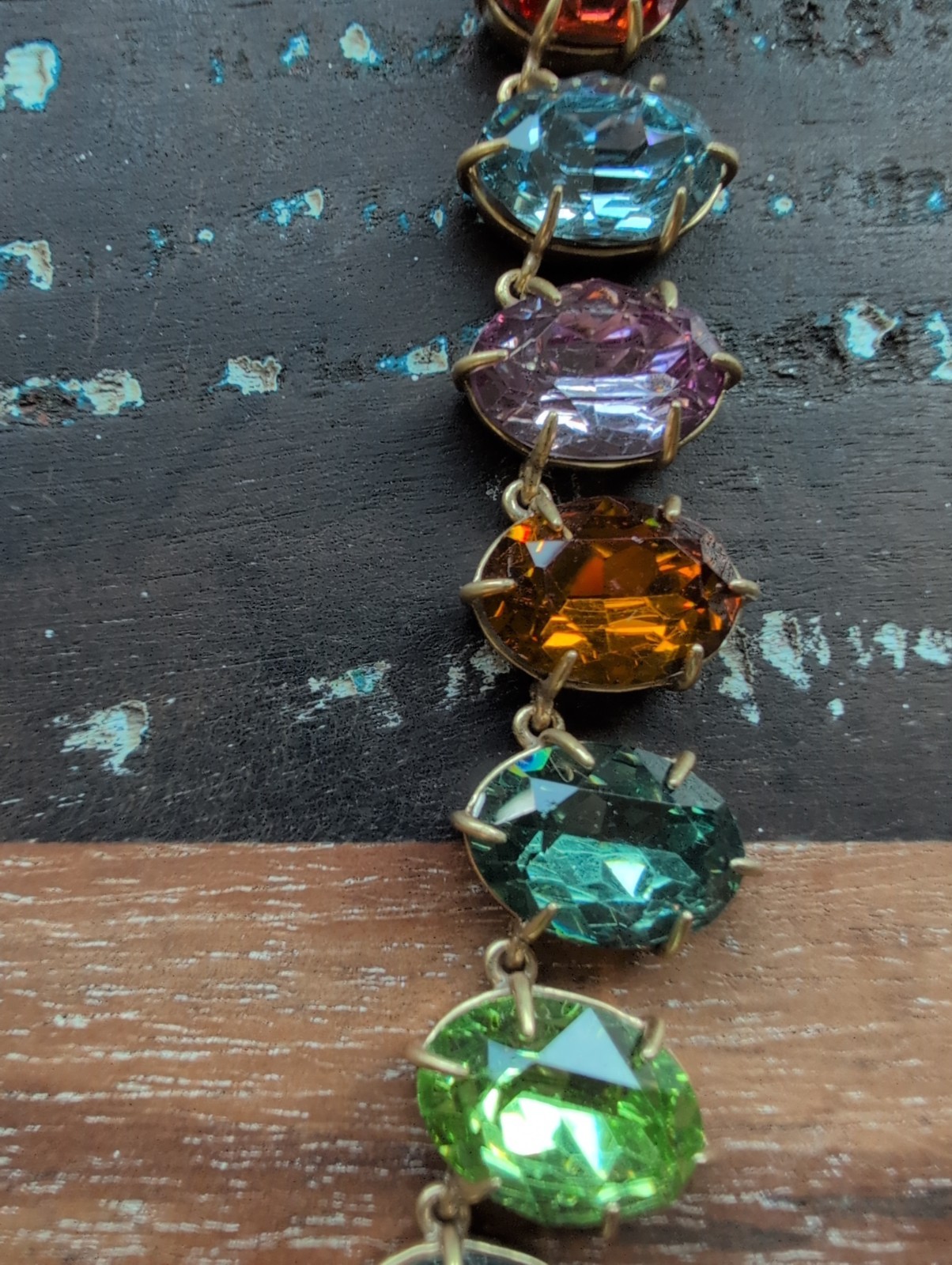 J CREW PASTEL RAINBOW OVAL CRYSTALS NECKLACE