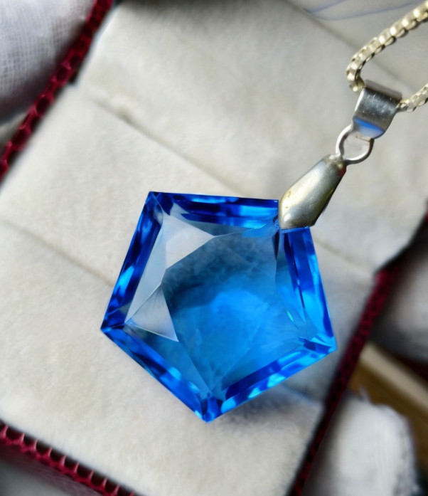 54 Ct Natural Blue Topaz Pendant Octagon Fancy Cut Sliver Jewelry With Chain