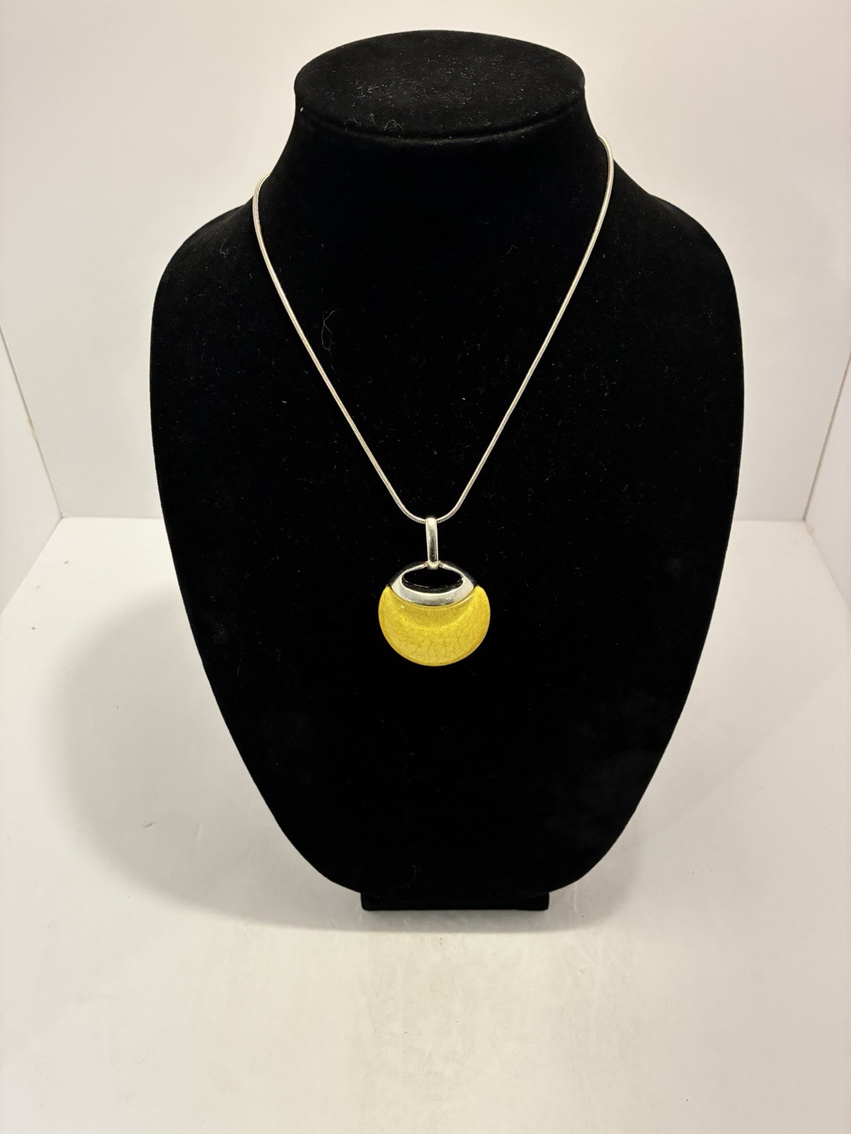 Modernist Yellow Crackle Resin Pendant Necklace Long 30″ Silver Tone Snake Chain