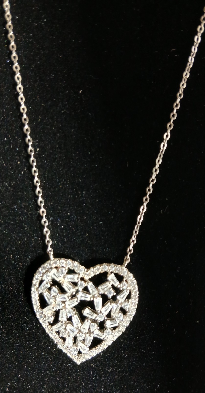 Diamonque Sterling NWT Never Worn, Immaculate Condition Fully Stamped DDD 925