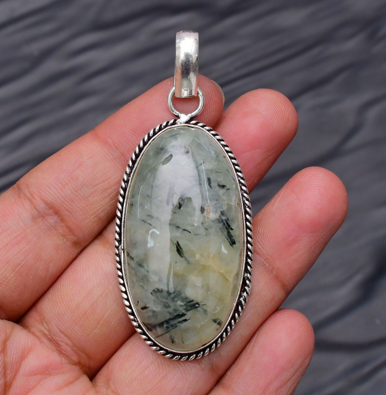 Prehnite Gemstone 925 Sterling Silver Jewelry Pendant 2.59″