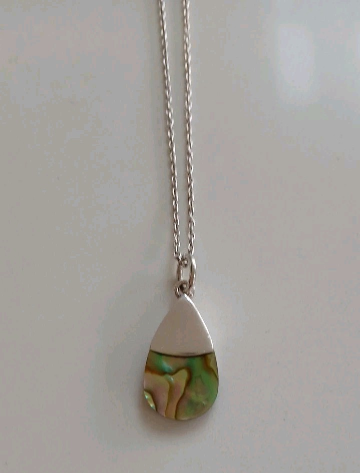 STERLING SILVER & ABALONE SHELL TEARDROP PENDANT & NECKLACE HALLMARKED – 18 INCH
