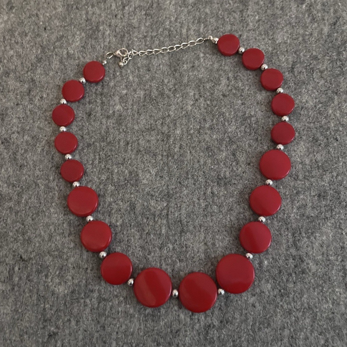 Red Beaded Necklace Plastic Lobster Clasp Fashion Statement Undated