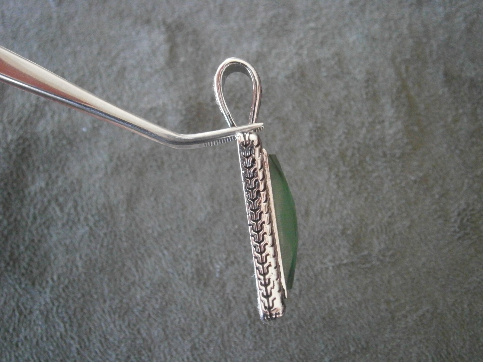 Lia Sophia Large Greek Isle Retired Green Crystal Silvertone Pendant 11.0g