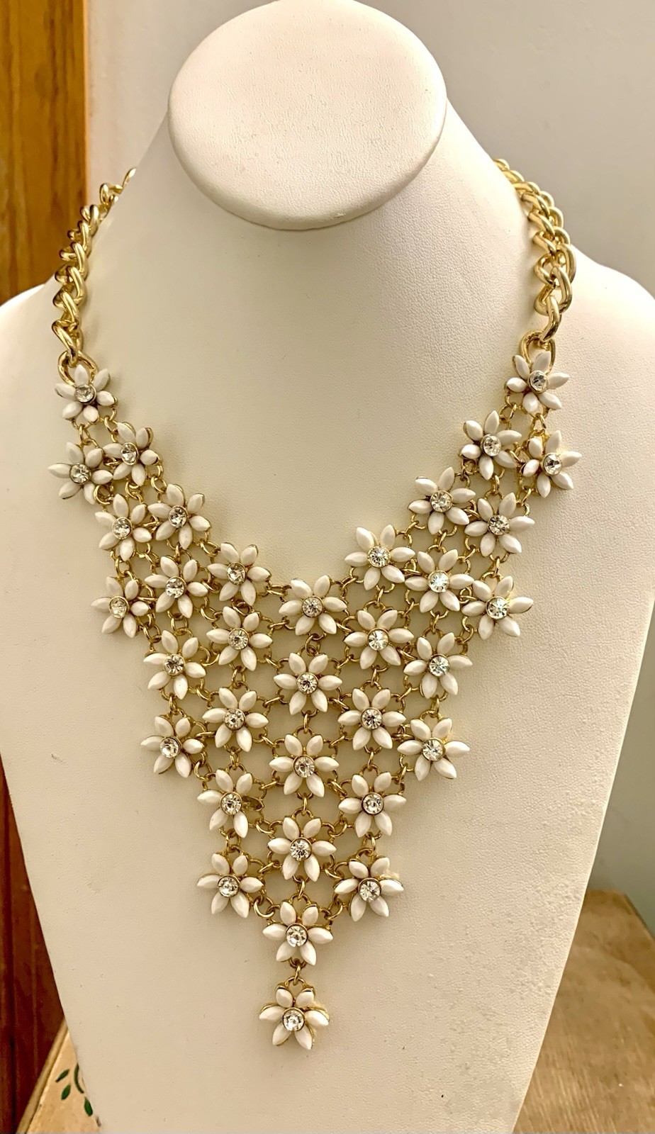 INC International Concepts statement necklace