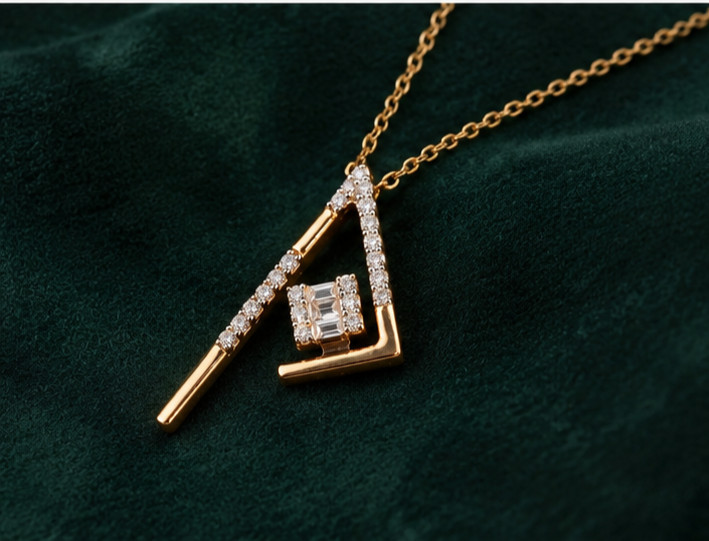1.00Ct Geometric Triangle Simulated Diamond Pendant Necklace 925 Sterling Silver