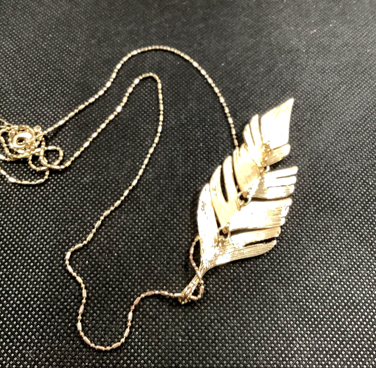 Gold Tone Dash Dot 34′” Chain 3.75″ Feather Pendant Pave Articulated