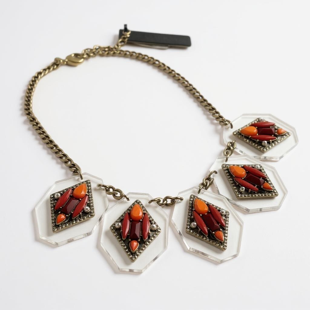 J.CREW NWT Gold Tone Crystal Lucite Cluster Statement Necklace