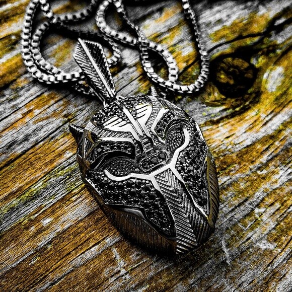 Hip Hop Iced Black Panther Mask Bling Pendant & 2mm 24″ Box Chain Necklace