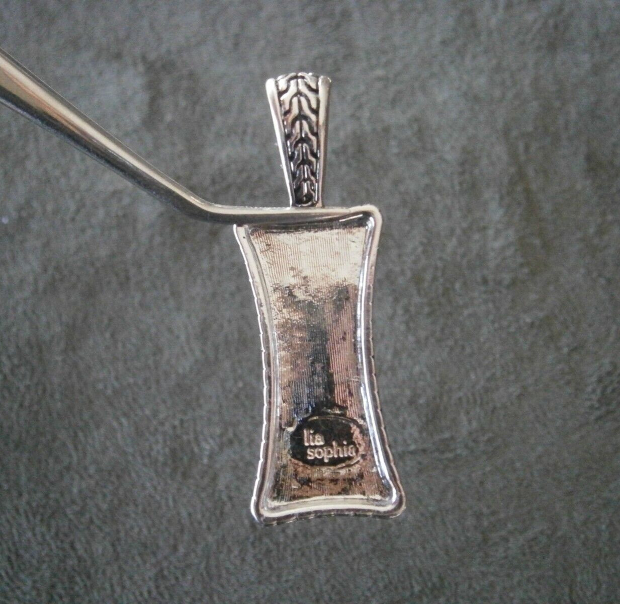 Lia Sophia Large Greek Isle Retired Green Crystal Silvertone Pendant 11.0g