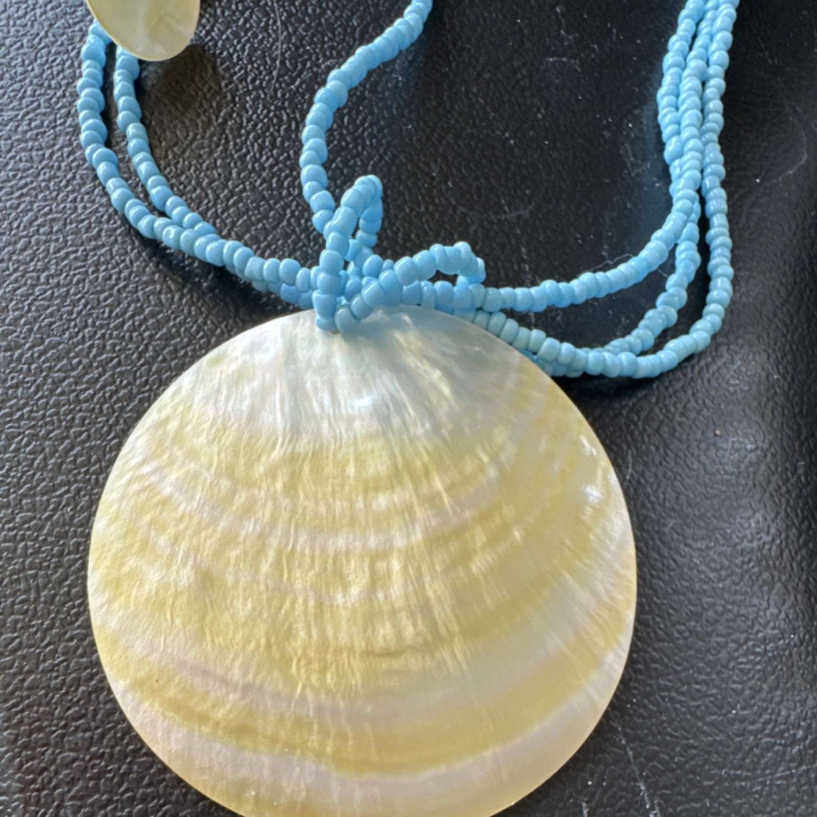 Blue Glass Seed Bead Necklace Round Cream Shell Pendant Ball/Bead Chain Button