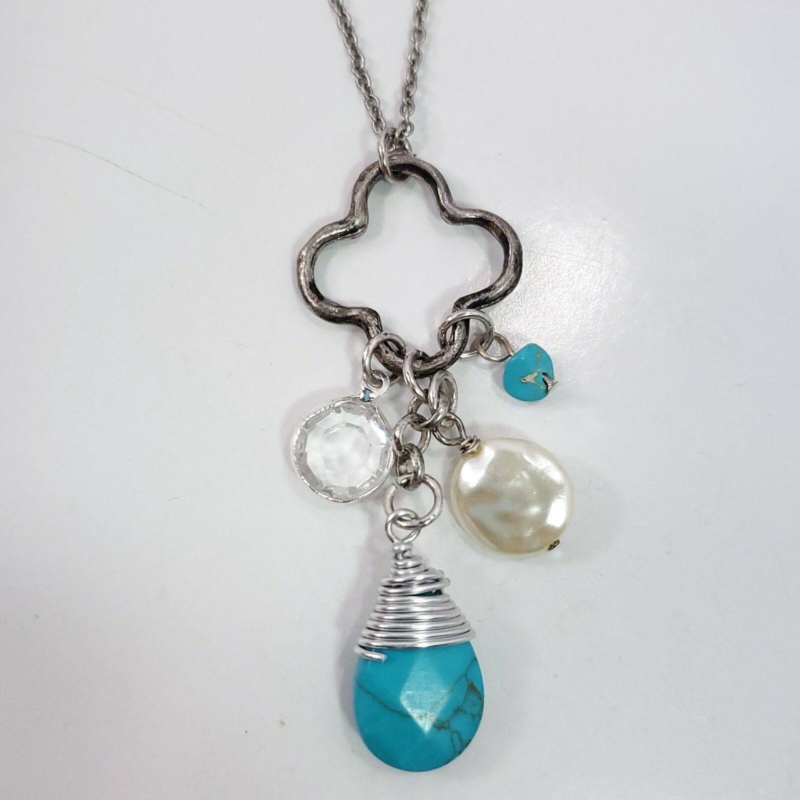 N0239 Worn Silver Tone Clover Shape Pendant Charms Long Necklace Bohemian Style