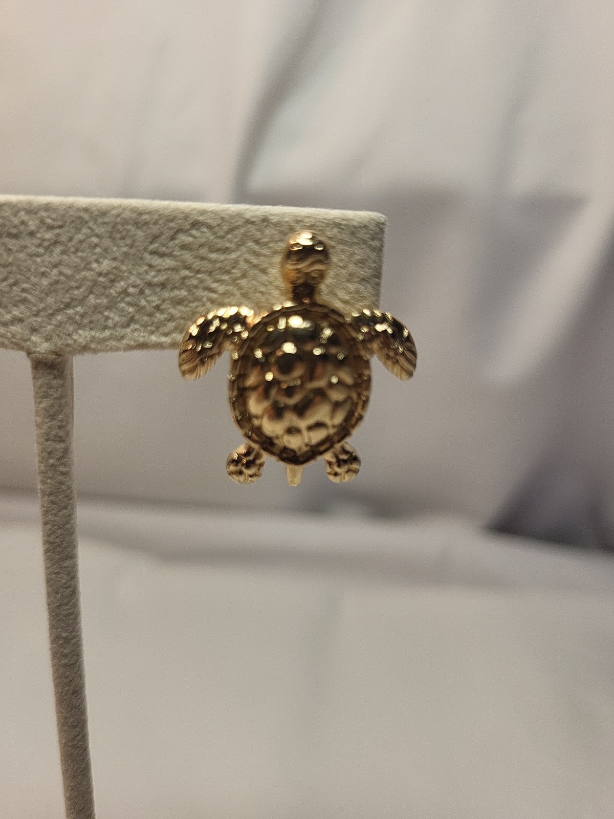 Gold Tone Turtle Stud Earrings 2.5cm
