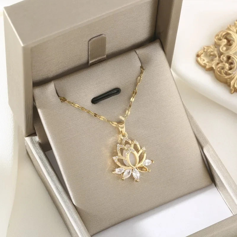 Women’s Fashion Jewelry Cubic Zircon Gold Lotus Flower Pendant Necklace USA Gift