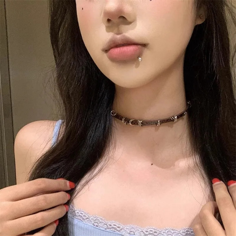 Vintage Irregular Metal Circle Leather Necklace Choker Gothic Collar Jewelry
