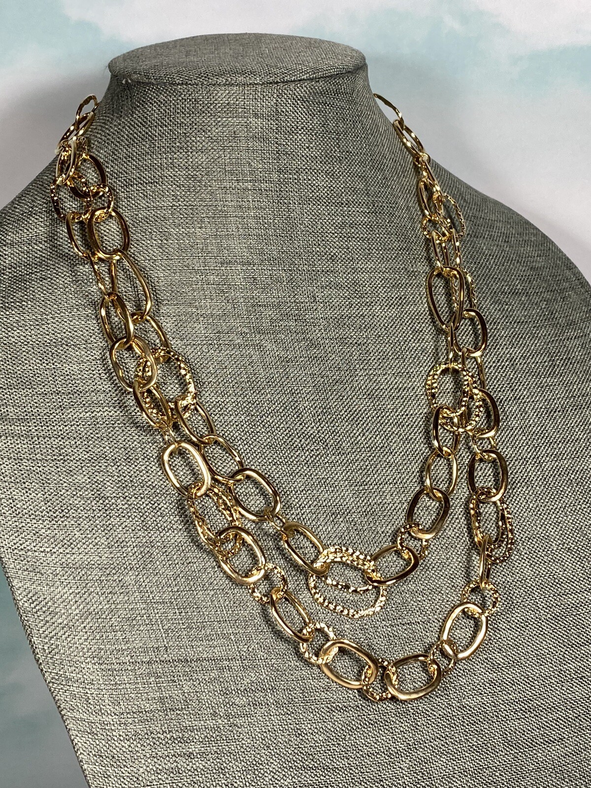 Francesca Visconti Gold Tone Fancy Chain Link Necklace 22”+3”