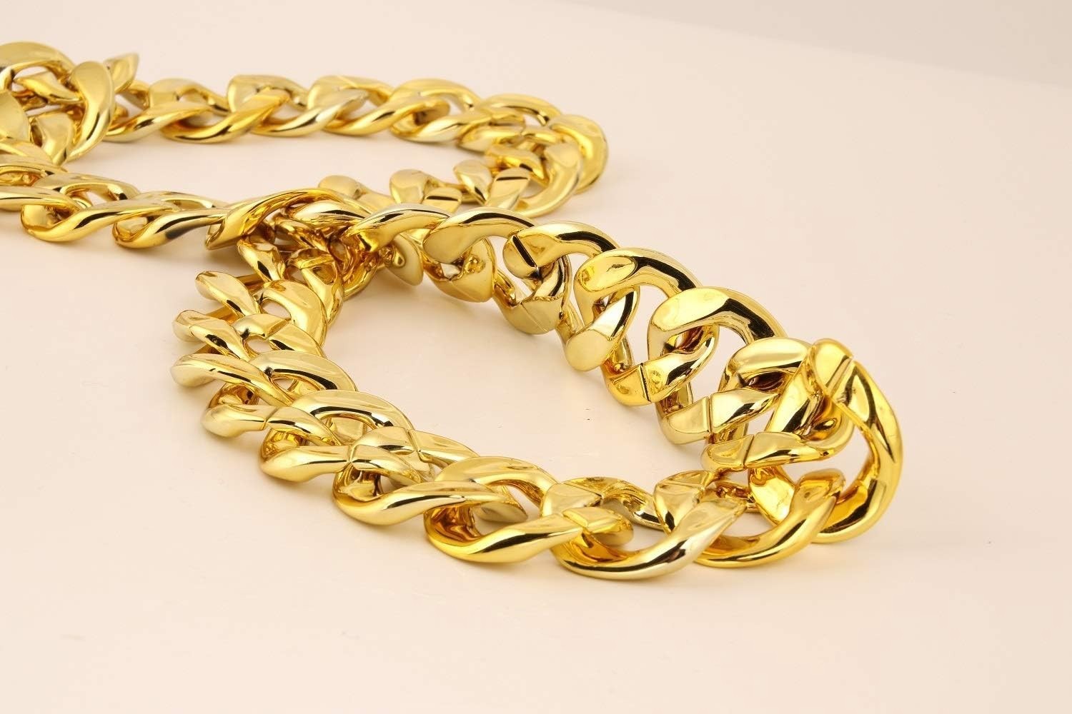 Lightweight Gold Plastic Hip Hop Chain Necklace – Available in 32, 36, 40 Inch