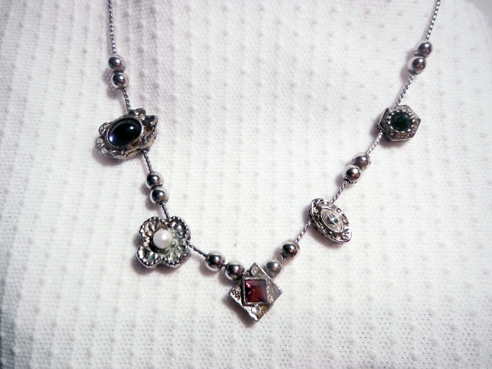SILVER COLOR NECKLACE ~ VARIOUS COLORED STONES IN DIFFERENT SHAPES.