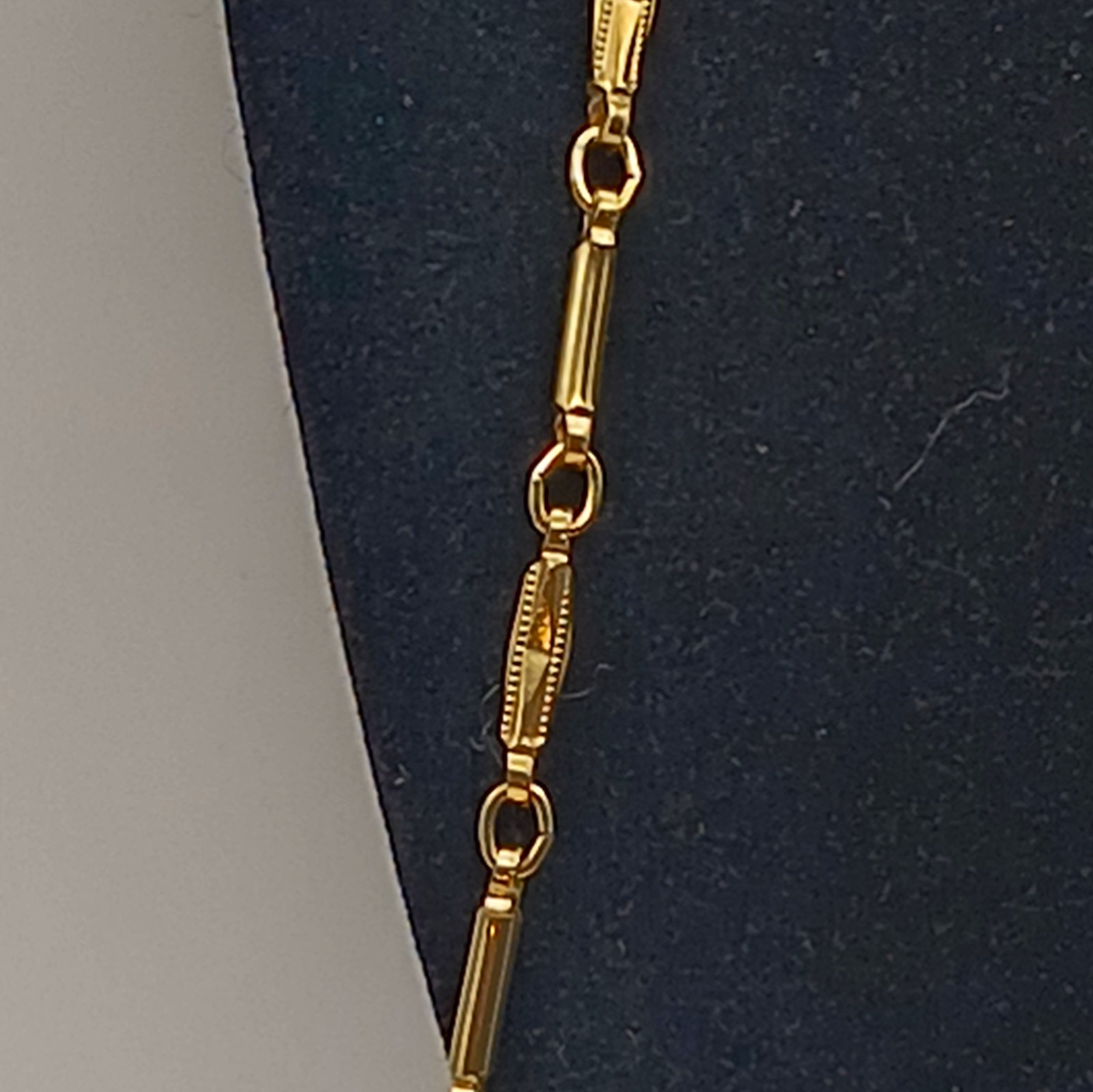 Gold Tone Bar Link Chain Necklace No Stone Spring Ring Clasp Heavy Made Nicely