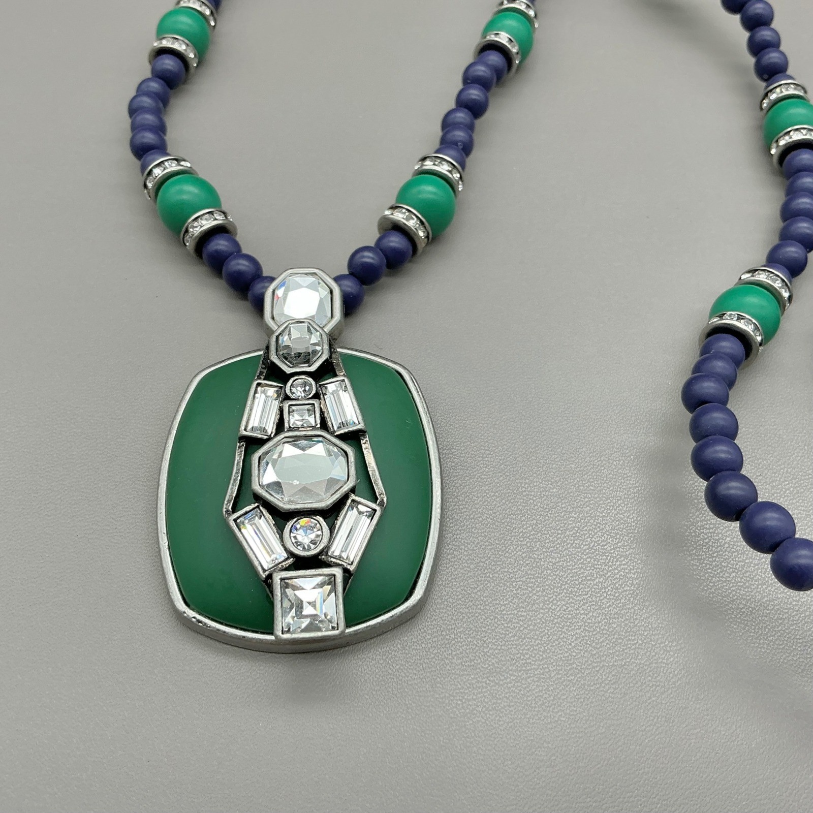Necklace Women Blue Green Silver Tone Art Deco Beaded Crystal Pendant 28 Inch