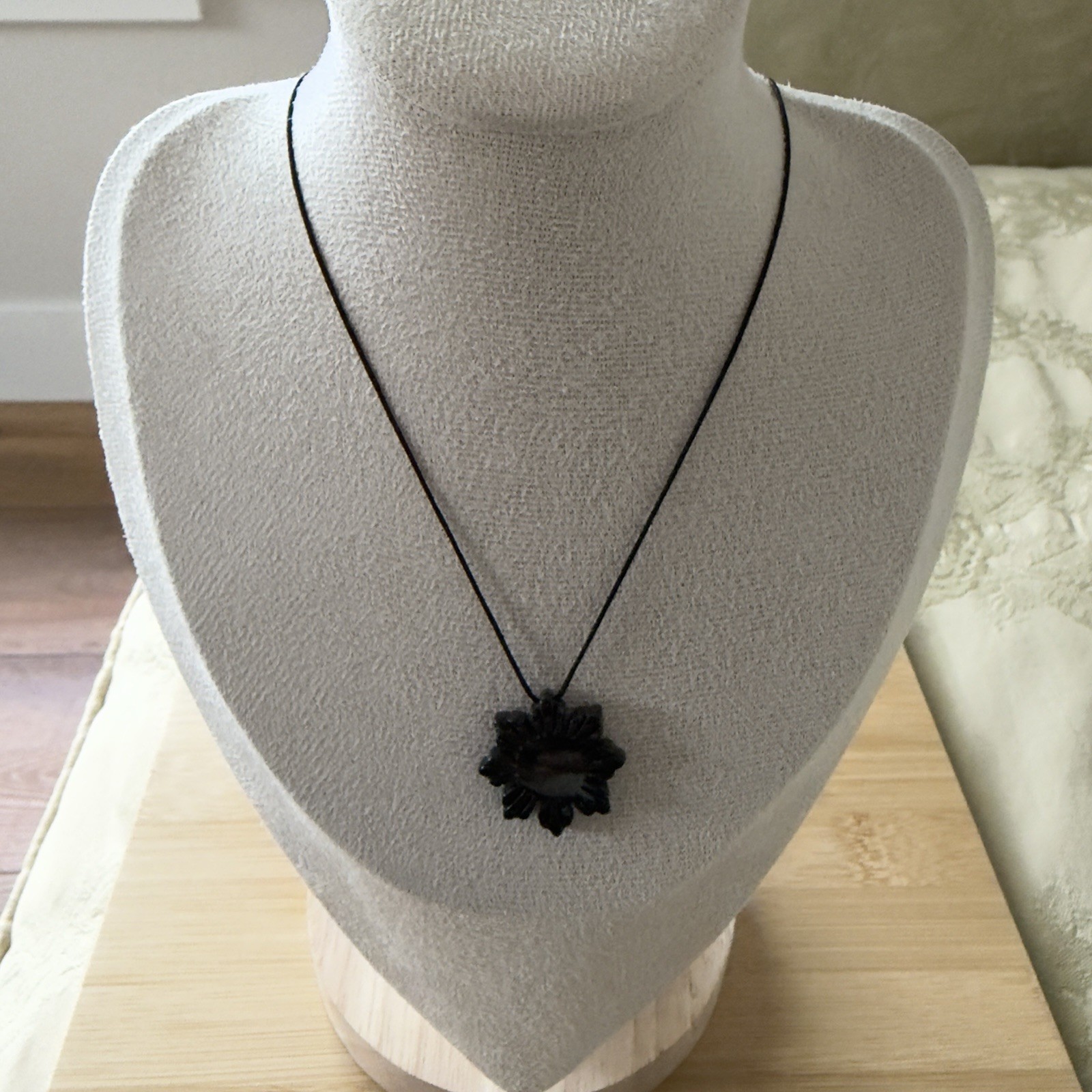 Burma Wuji Jade Sunflower Snowflake Philippine Sun Pendant