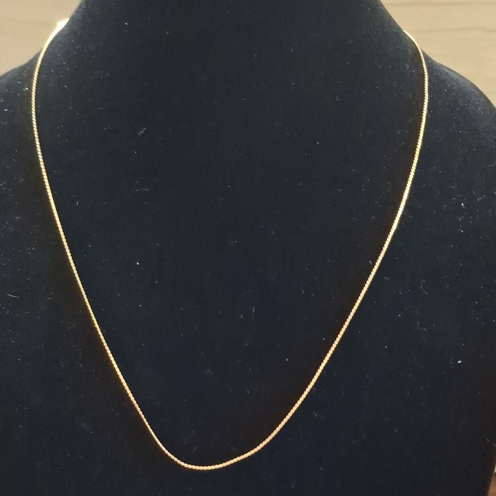 Gold color Chain Necklace No Stone Undated Fashion Jewelry