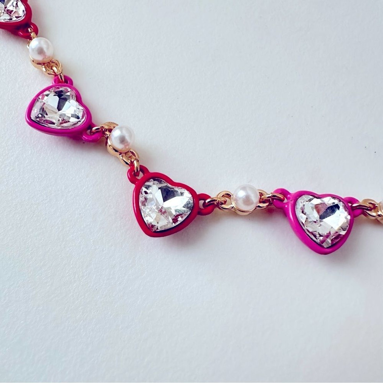 Betsey Johnson Stone Heart Collar Necklace – Crystals pearls and gold tone chain