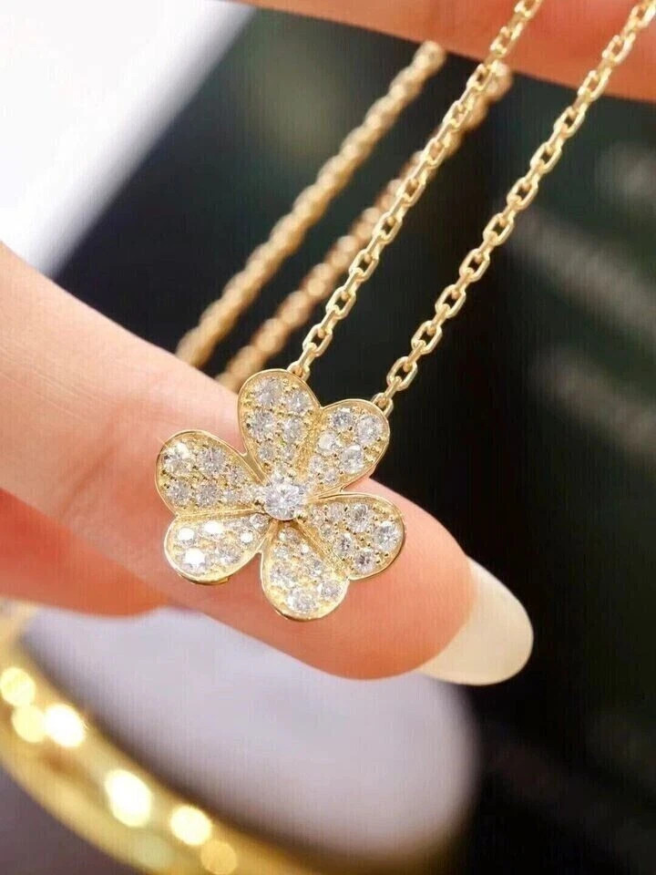 2Ct Round Simulated Diamond Flower Shape Pendant Necklace 14K Yellow Gold Plated