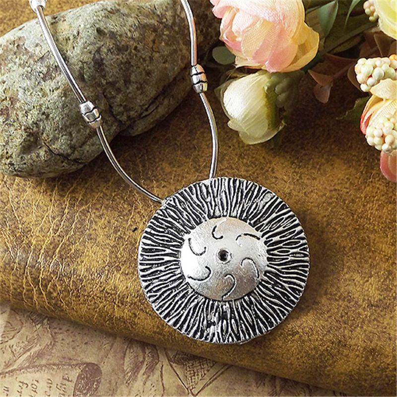 9 style Vintage Women’s Tibetan Silver Turquoise Beads String Pendant Necklace