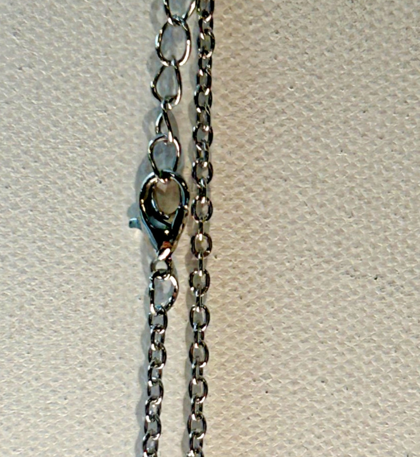 Longhorn or Bullhorn pendant with turqouise colored teardrop cabachon (10 in)