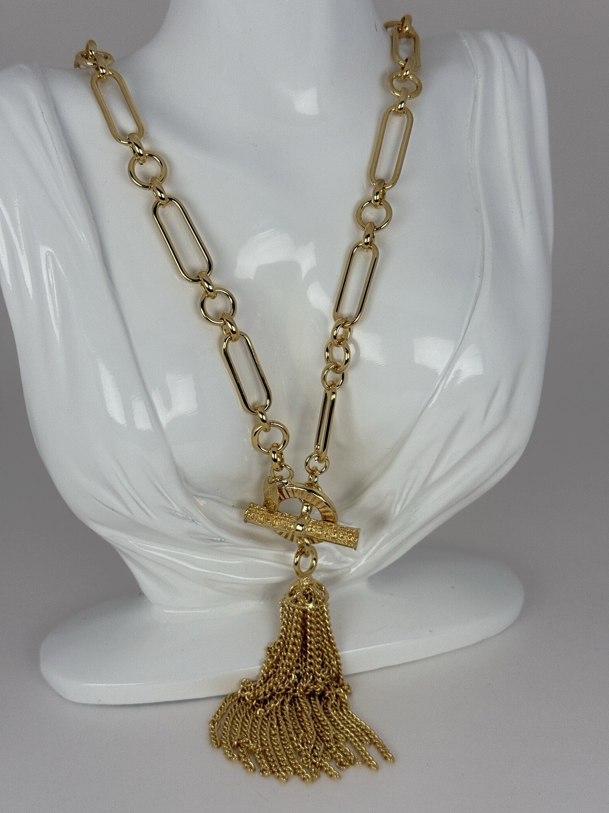 NWT Bellezza 18K Gold over Bronze Paperclip Oval Link Tassel Toggle Necklace