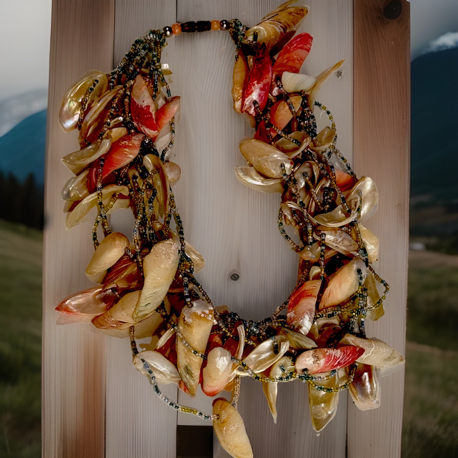 Vintage 9″ Sea Shell Statement Collar Necklace Colorful Beach Boho Chic Style