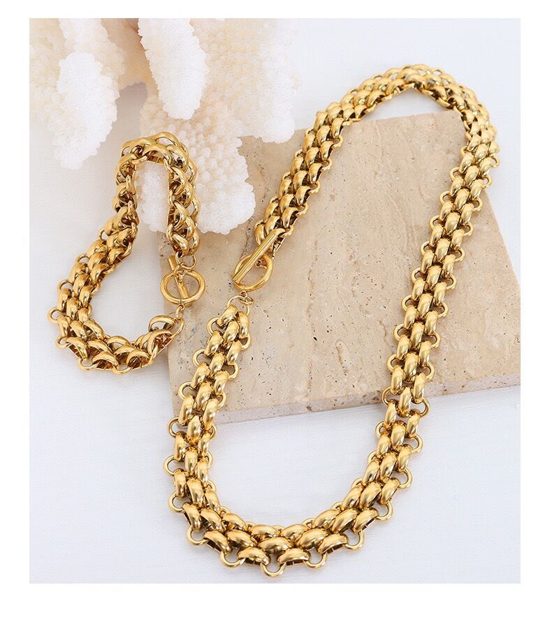 Woman 18k Gold Plated Stainless Steel Wide Thick Link Chain Toggle Bracelet