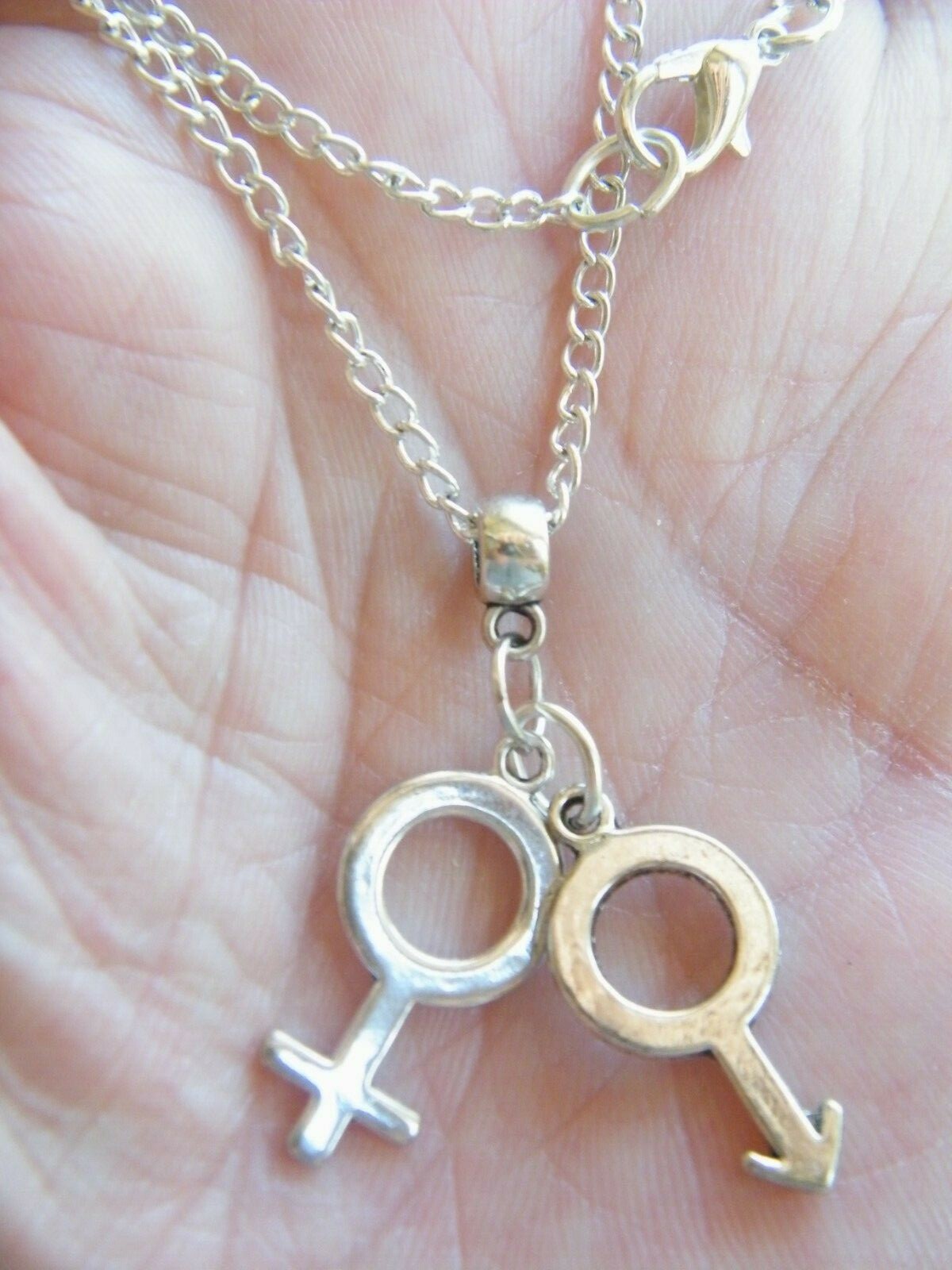 Straight Necklace MALE & FEMALE Breeders Silver Charm 22″ Real Silver Chain NEW!