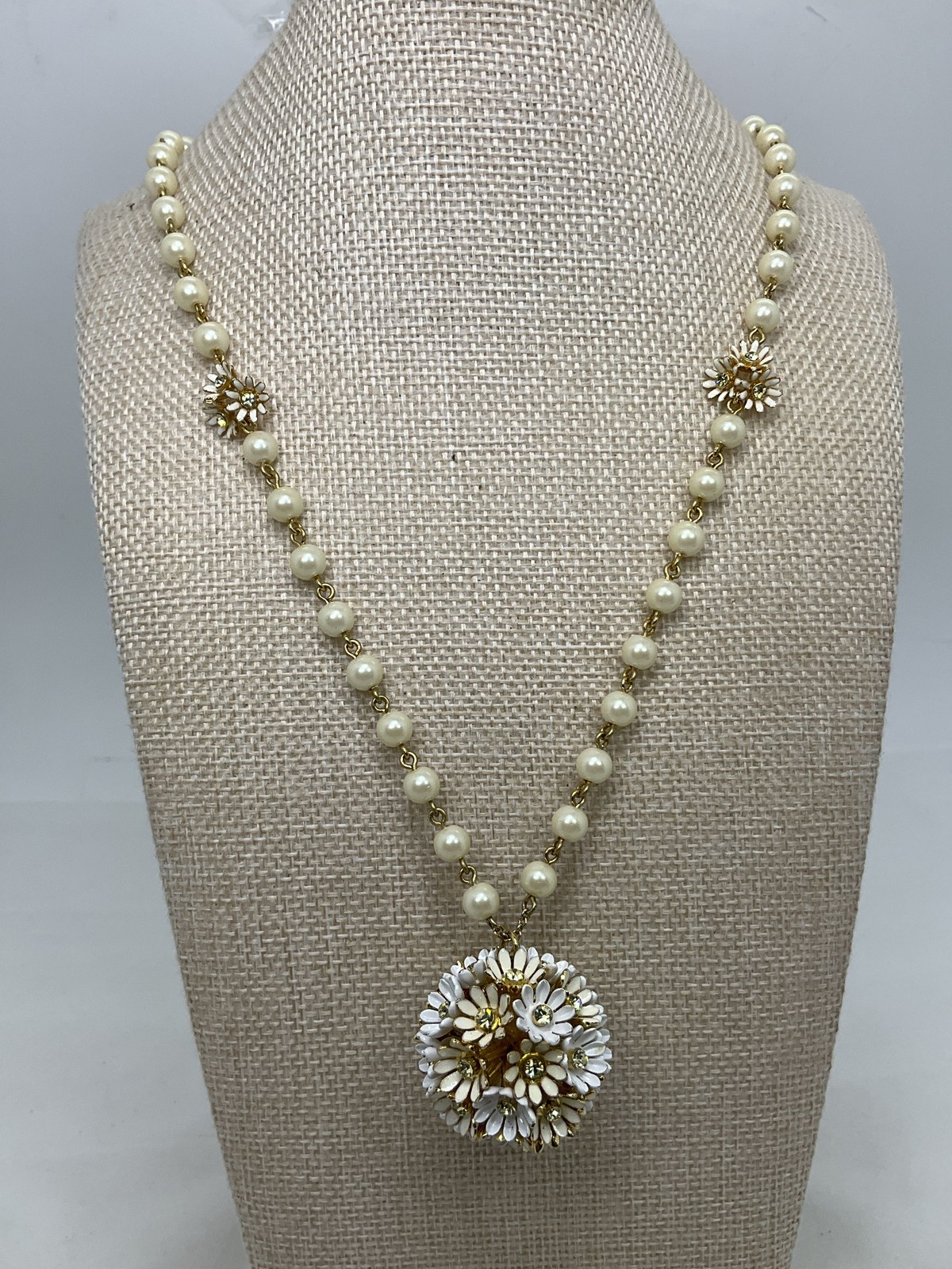 Kate Spade New York Floral Cluster Pedant Necklace