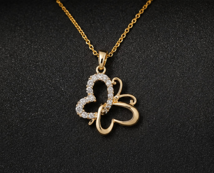 1.00Ct Butterfly Shape Simulated Diamond Pendant Necklace 925 Sterling Silver