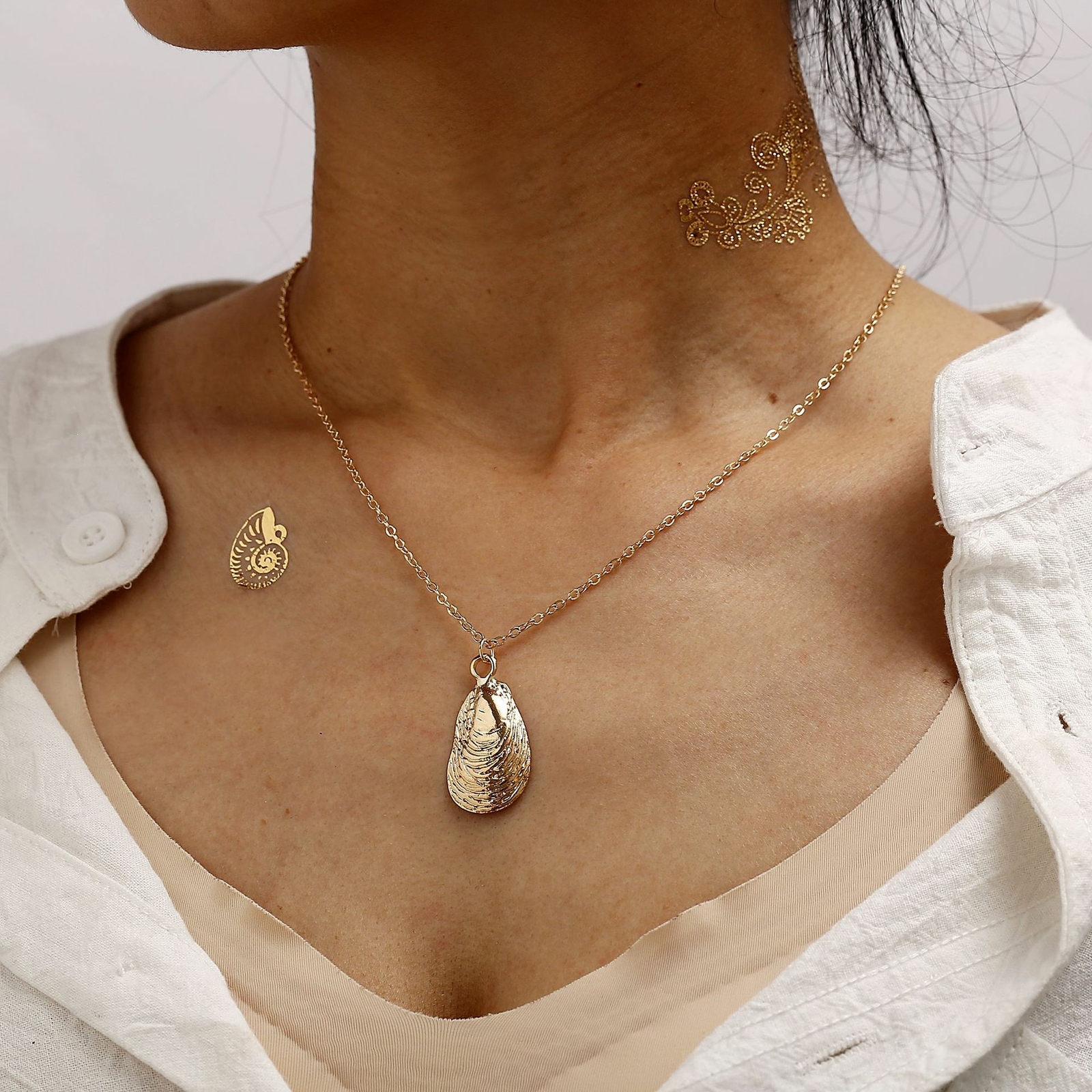 Fashion Boho Sea Shell Alloy Pendant Chain Choker Necklace Women Beach Jewelry