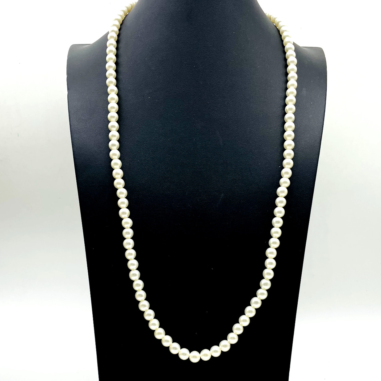 Simulated Pearl Necklace Gold Tone Bridal Wedding Promise Commitment Classic