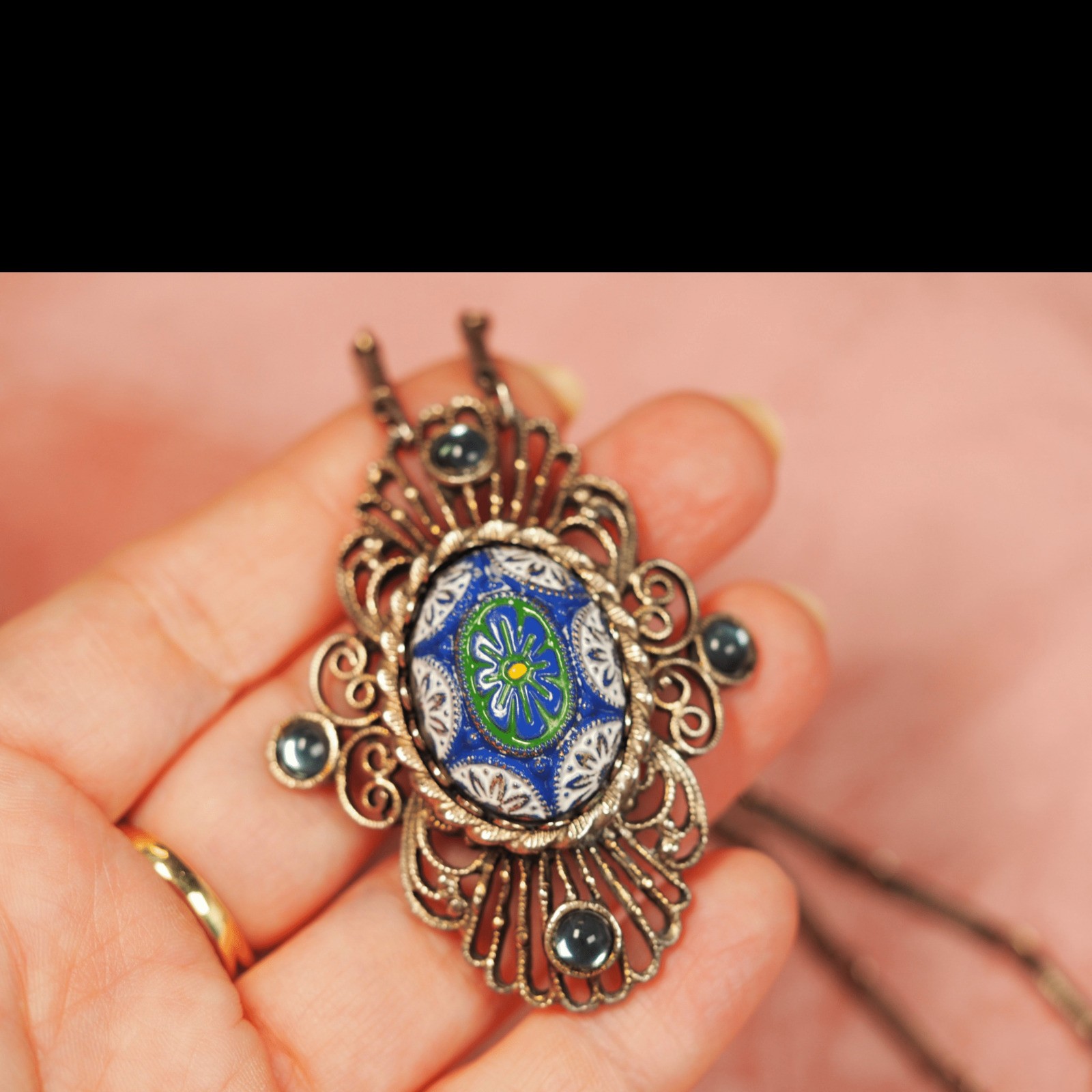 Vintage Blue Art Glass Filigree Pendant Necklace Antique Gold Tone