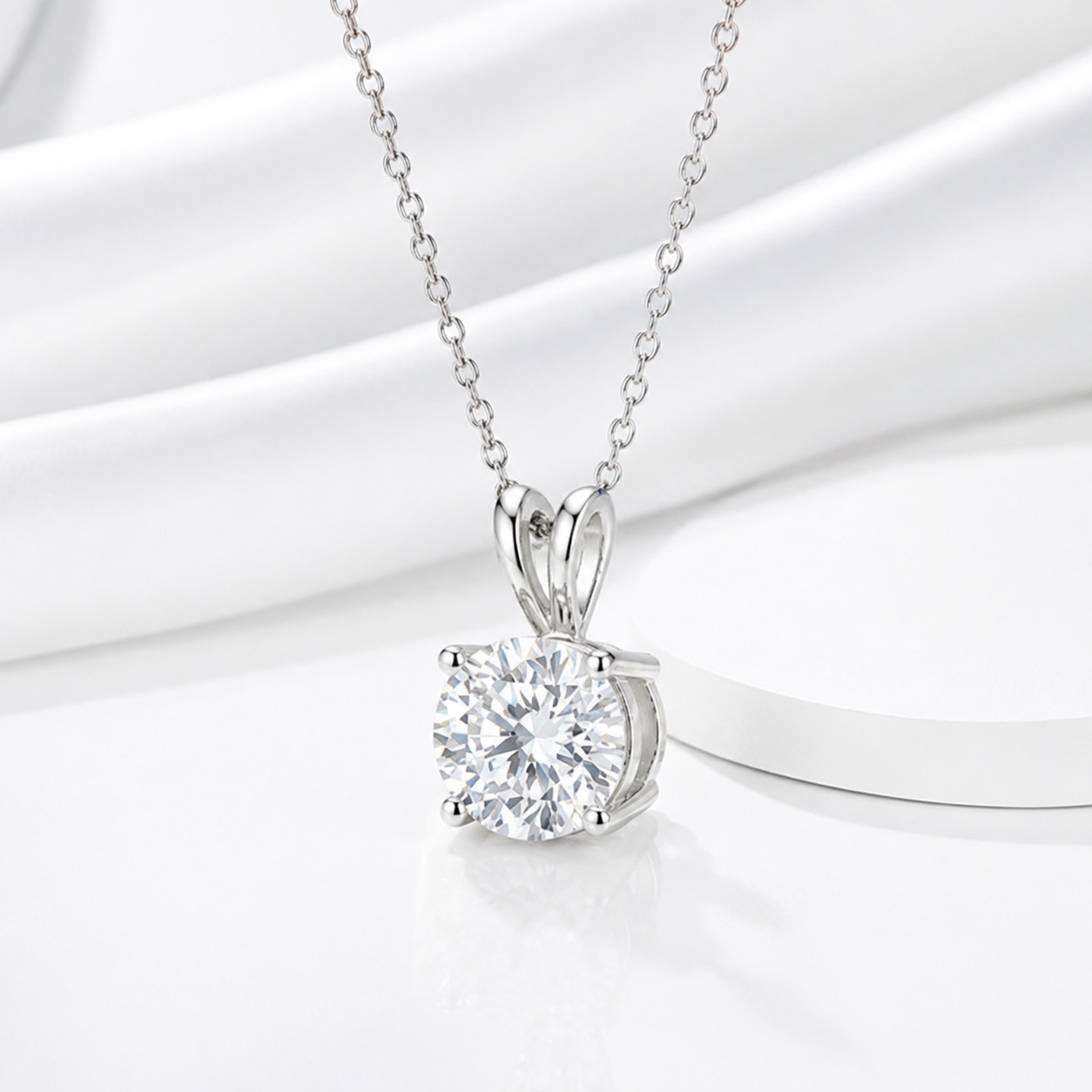 Round Brilliant Cut Solitaire Moissanite Diamond Pendant Necklace For Women