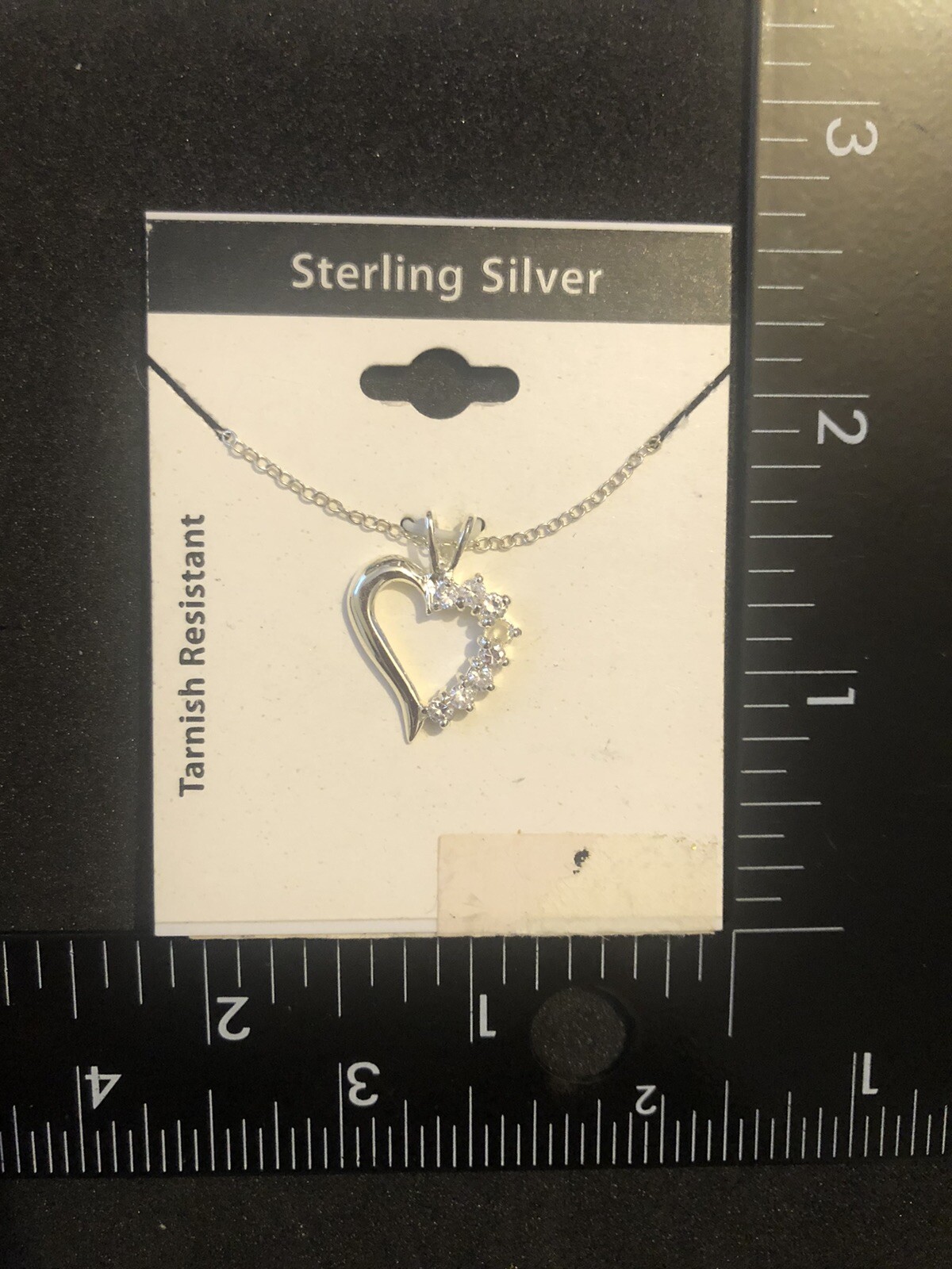 Contemporary Heart Pendant Necklace Fashion Jewelry 4804 0C
