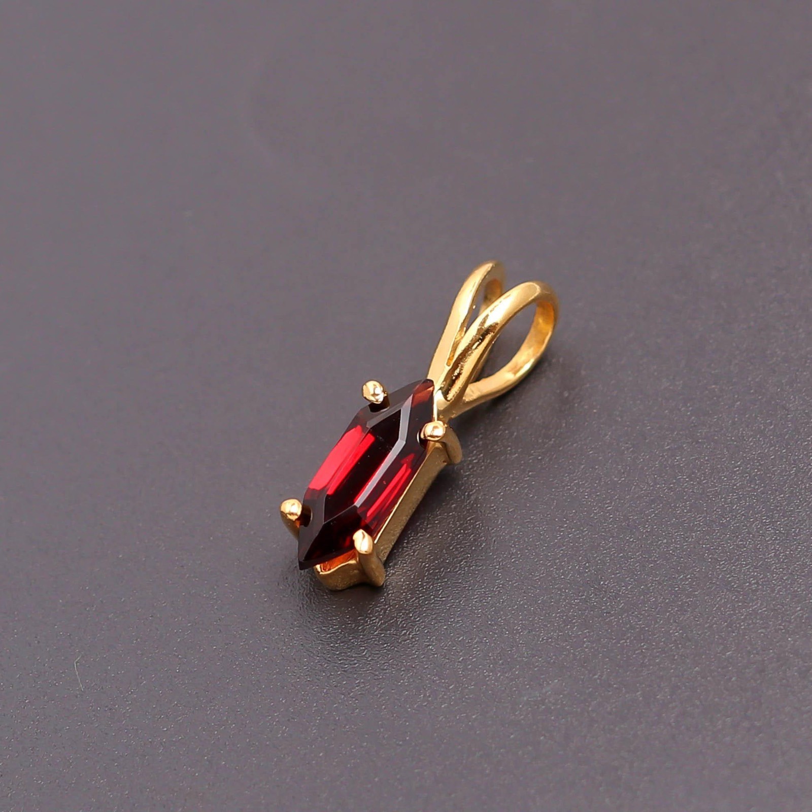Natural Red Garnet Hexagon Chain Pendant Gold Fill 925 Sterling Silver Jewelry