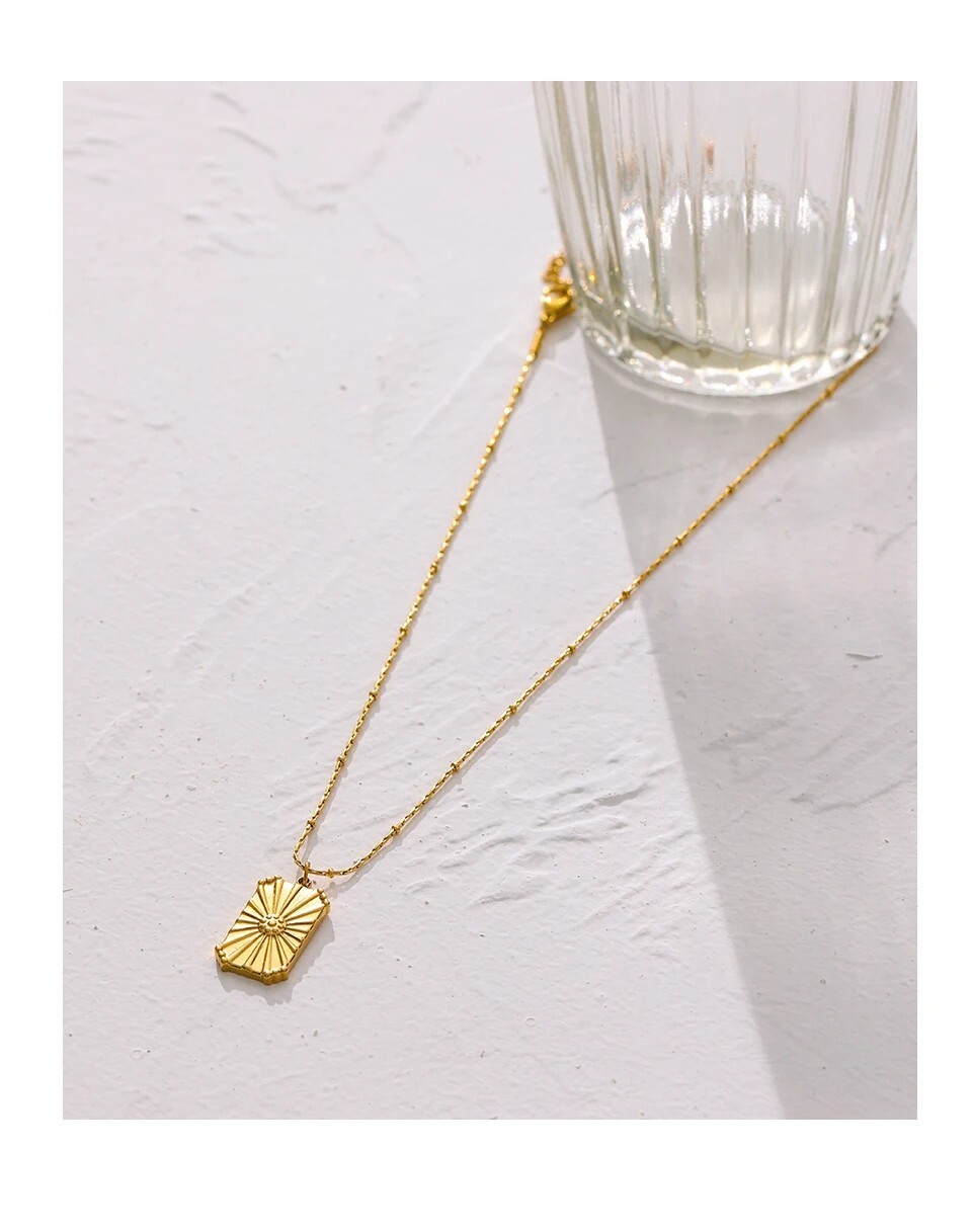 Necklace with Pendant for women stainless steel with 18K gold plating